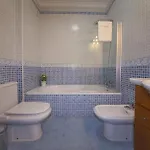 B41 - Windmill Modern With Pool *