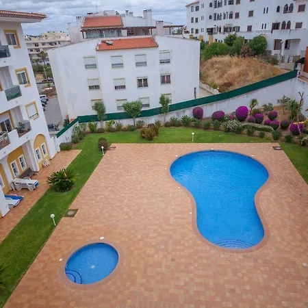 B41 - Windmill Modern With Pool Apartment Lagos