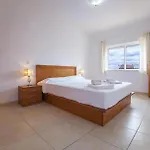 B41 - Windmill Modern With Pool דירה *